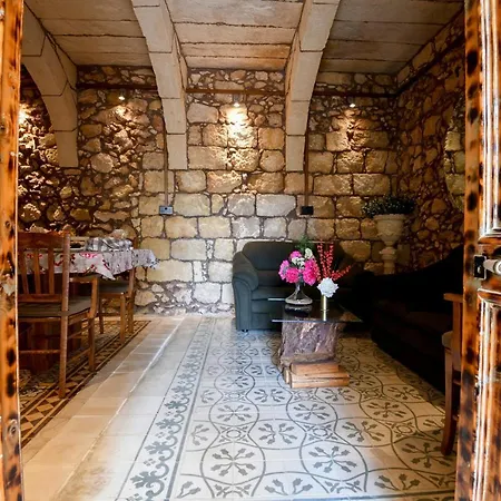 Nocleg ze śniadaniem Il-barrag Traditional Nadur