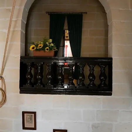 Il-barrag Traditional Nocleg ze śniadaniem Nadur