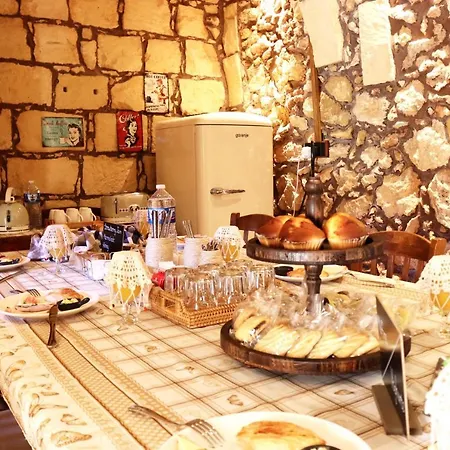 Nocleg ze śniadaniem Il-barrag Traditional *